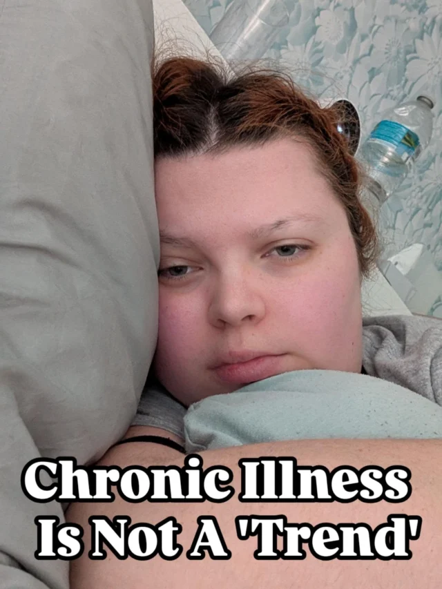 I have crashed.

I've spent most of the last few days in bed & right now I'm struggling to sit up unsupported.

I'm gutted because I was supposed to be going to Naidex tomorrow. I missed it earlier this year because I was unwell, it's one of my favourite events of the year, so I was really looking forward to finally going, seeing friends & spending time with my community.

But my body has other ideas.

And while I've been lying here desperately wishing I could work, see my friends & just participate in life, I've been watching articles circulate suggesting that disability has somehow become "cool", that young people are turning chronic illness into a "lifestyle trend" and questioning whether people's conditions are even real.

So I want to say something to anyone with a chronic illness or disability who has seen those headlines and felt that horrible seed of internalised ableism creep in:

I believe you. Your illness is real. Your pain is real. Your limitations are real. And you do not have to prove how unwell you are to deserve support, understanding or care.

There is nothing "cool" about desperately wanting to do something & having your body say no. There is nothing trendy about cancelling plans you were excited about. There is nothing aspirational about watching the world carry on from your bed.

And using a mobility aid, talking openly about your condition, finding community, dressing in a way that makes you happy or refusing to hide your disability does not make you less disabled.

Disabled people becoming more visible doesn't mean disability has become fashionable. It means disabled people are refusing to disappear. Disabled Joy exists. We can celebrate our mobility aids, find community, be proud of who we are and show that disabled people are powerful, while still acknowledging the difficult realities.

I know how much it hurts to have your reality questioned, especially when you're already using so much energy just getting through the day. I wish it wasn't still happening.

I see you, I believe you and however loudly people try to tell us otherwise, we know our own bodies. As for me, I'm going to take my own body's extremely unsubtle hint and rest.